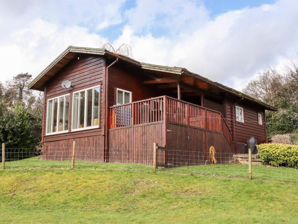 Watersview Lodge Leek Eksteriør billede